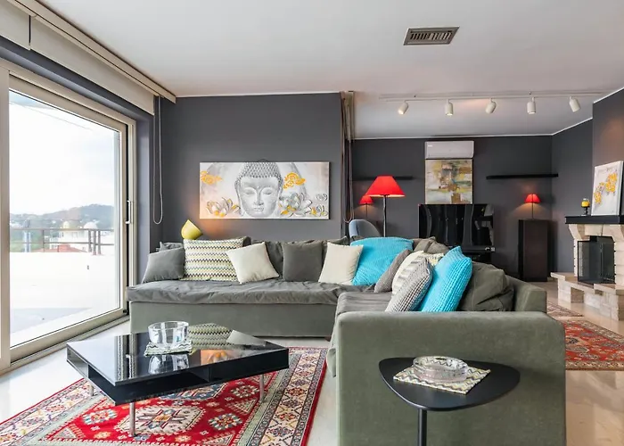 Sunlight House - Palatial Fully Equipped Apartment Near The Sea